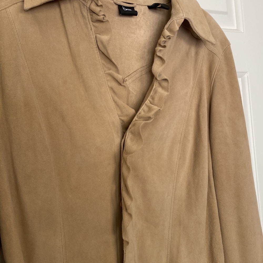 Be “leather” Size Large button down - Picture 6 of 7